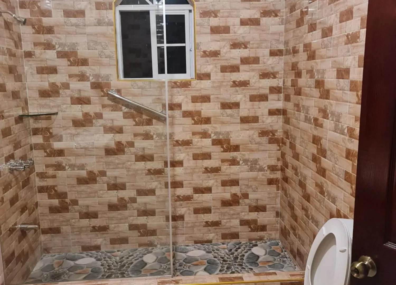 Cave Hill Paradise Place Grande Hotel Rooms ג'מייקה